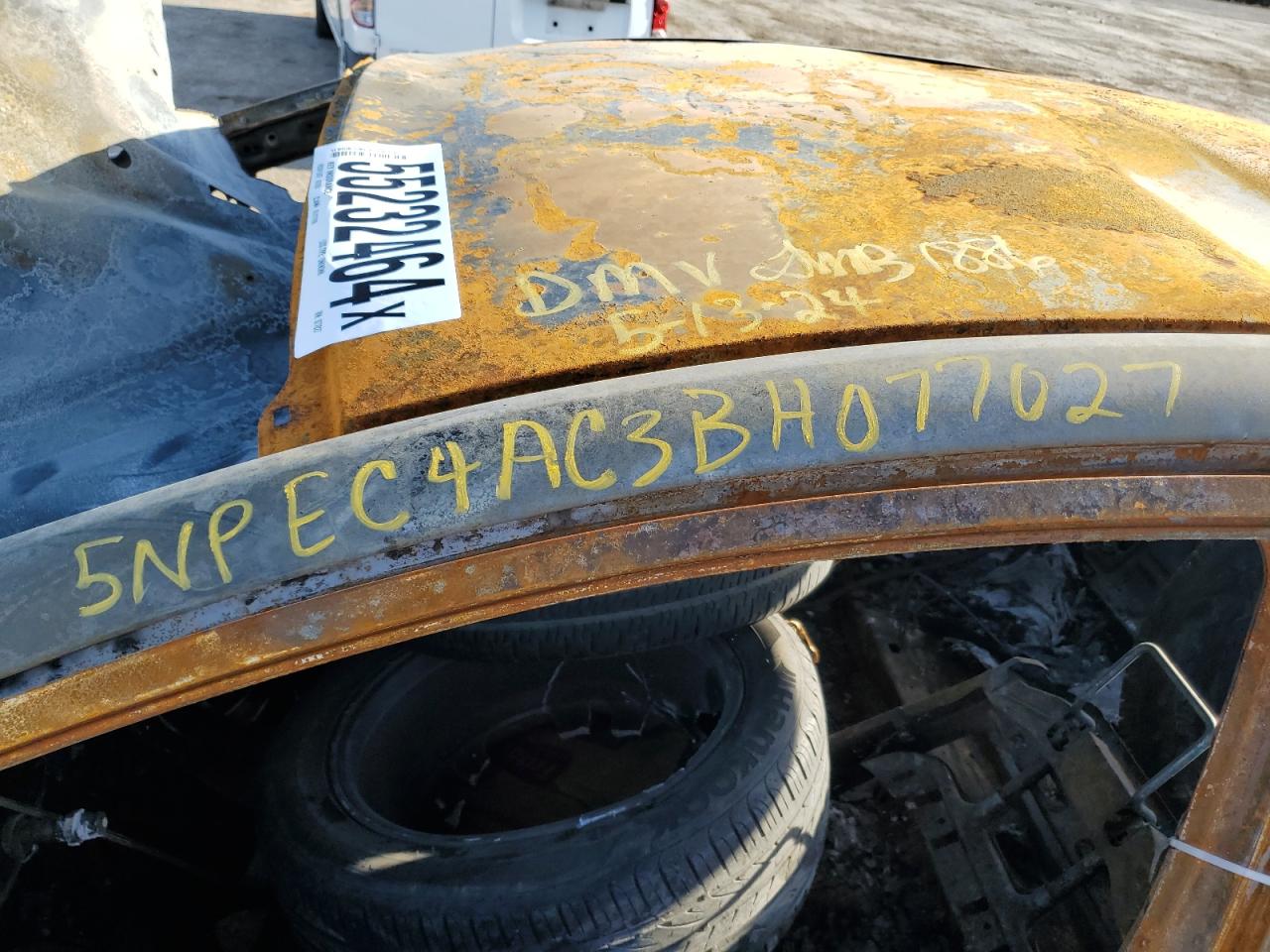 2011 Hyundai Sonata VIN 5NPEC4AC3BH077027 Copart auction photo, burn damage thumbnail 12