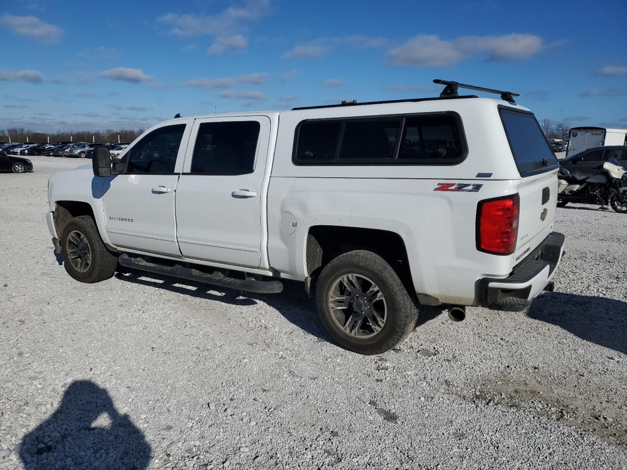 2017 Chevrolet Silverado VIN 3GCUKRECXHG102559 Copart auction photo, all over damage thumbnail 2