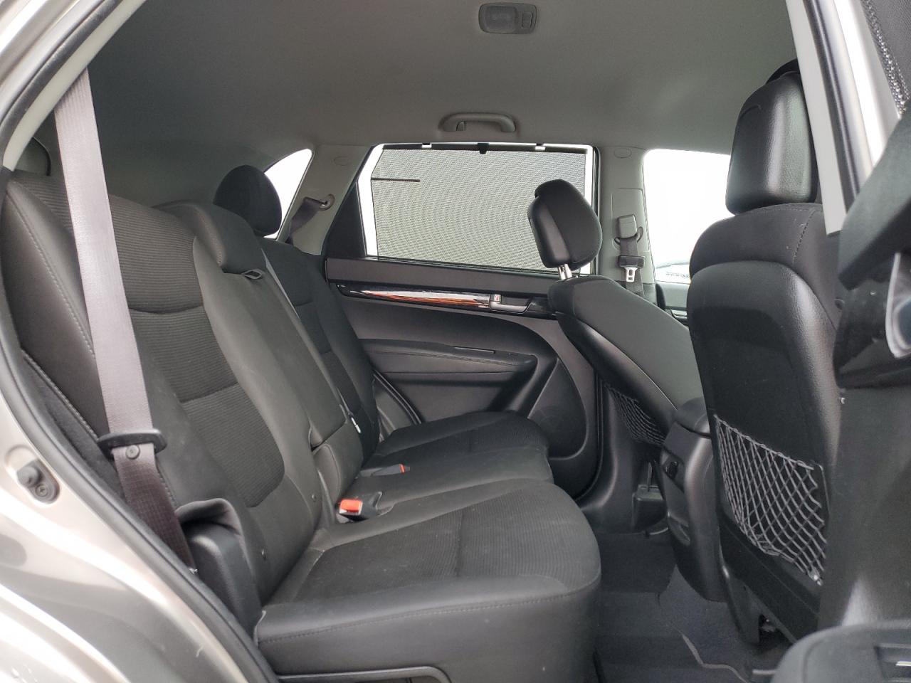 2015 KIA Sorento VIN 5XYKT4A68FG639496 Copart auction photo, vandalism damage thumbnail 11