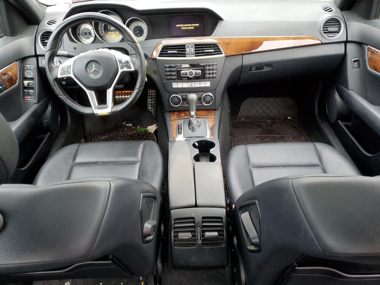 2012 Mercedes-Benz C-klasse VIN WDDGF8BB1CR205195 Copart auction photo, front end damage thumbnail 8