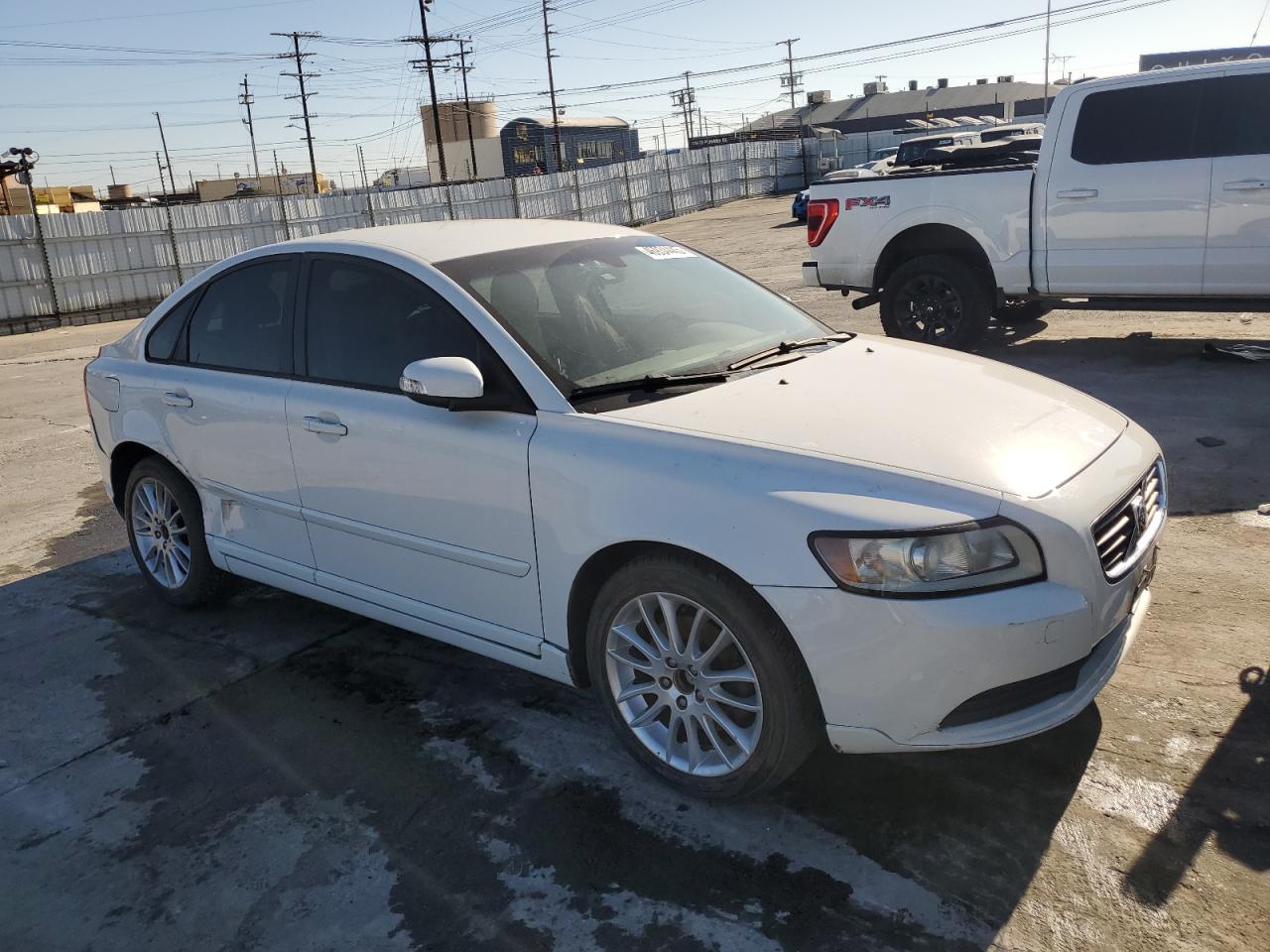 2008 Volvo S40 VIN YV1MS390282371364 Copart auction photo, side / rear end damage thumbnail 4
