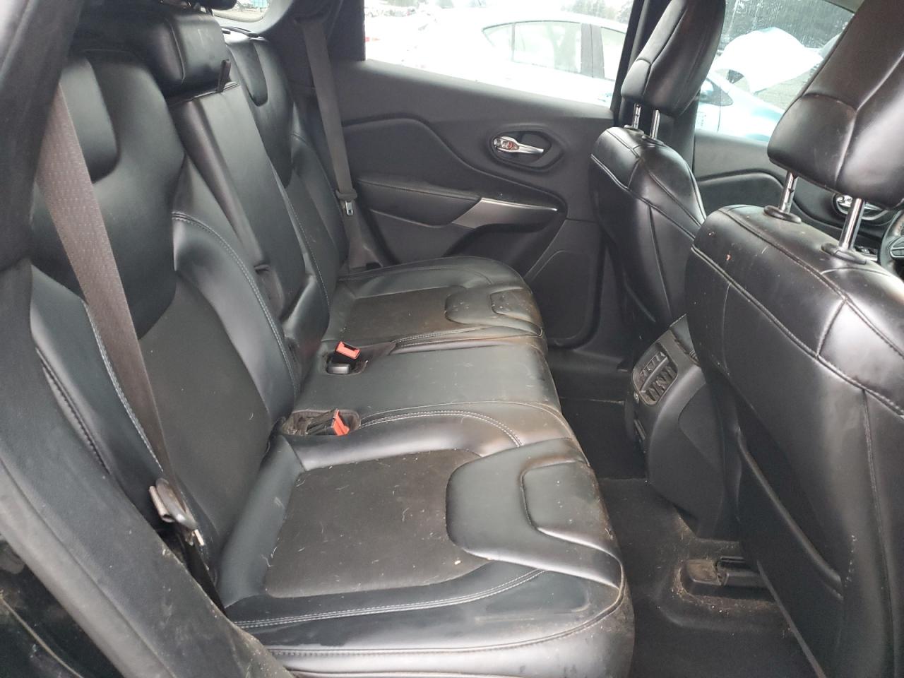 2019 Jeep Grand Cherokee VIN 1C4PJLLB4KD482798 Copart auction photo, all over damage thumbnail 11