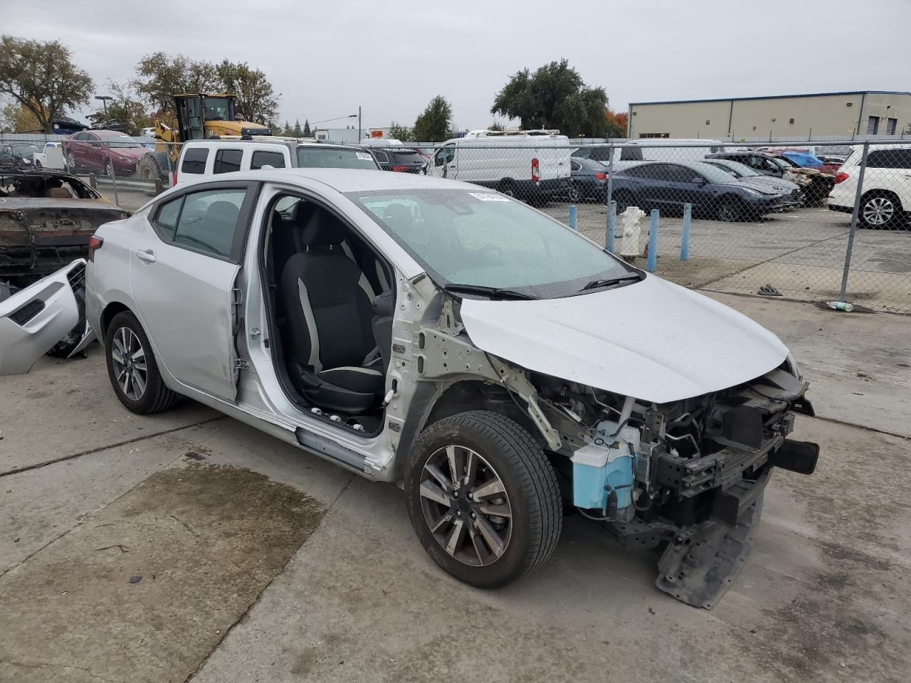 2021 Nissan Versa VIN 3N1CN8EV9ML827220 Copart auction photo, front end / side damage thumbnail 4