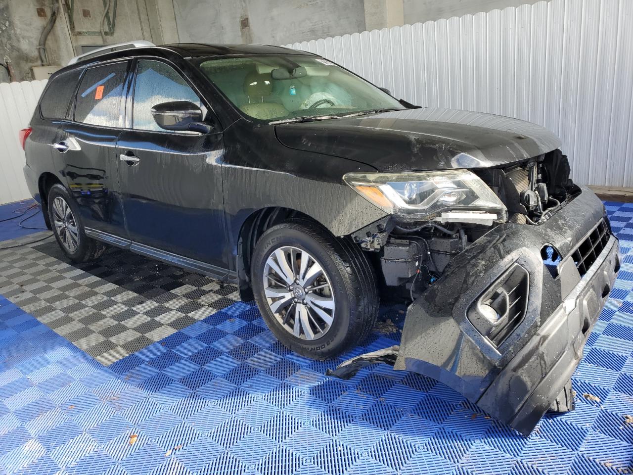2018 Nissan Pathfinder VIN 5N1DR2MNXJC664844 Copart auction photo, front end / side damage thumbnail 4