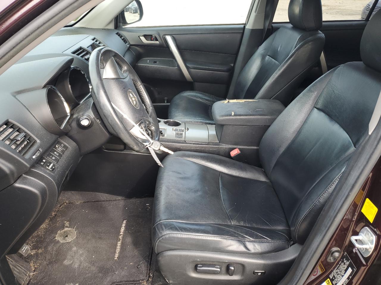 2011 Toyota Highlander VIN 5TDZK3EH5BS026806 Copart auction photo, side / rear end damage thumbnail 7