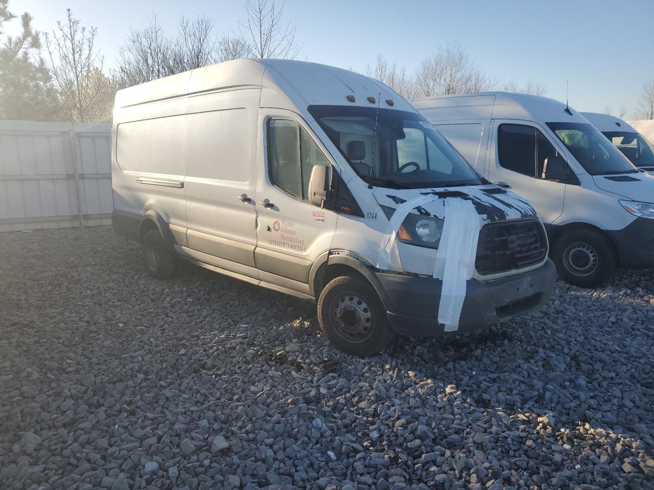 2015 Ford Transit VIN 1FTWS4XG8FKB11004 Copart auction photo, front end / minor dent/scratches damage thumbnail 4