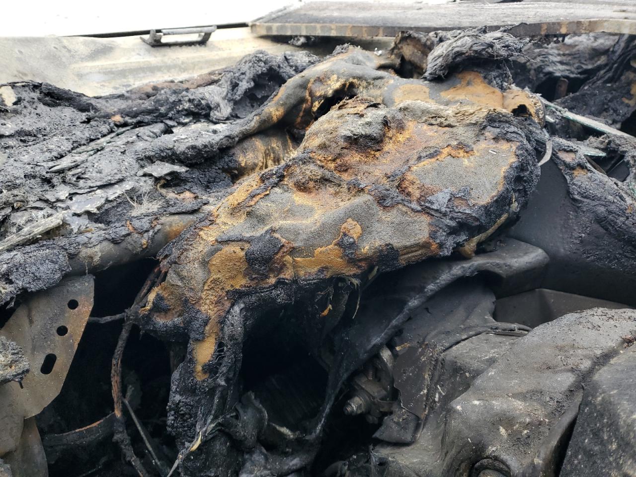 2015 Ford Escape VIN 1FMCU9G90FUC35103 Copart auction photo, burn damage thumbnail 9
