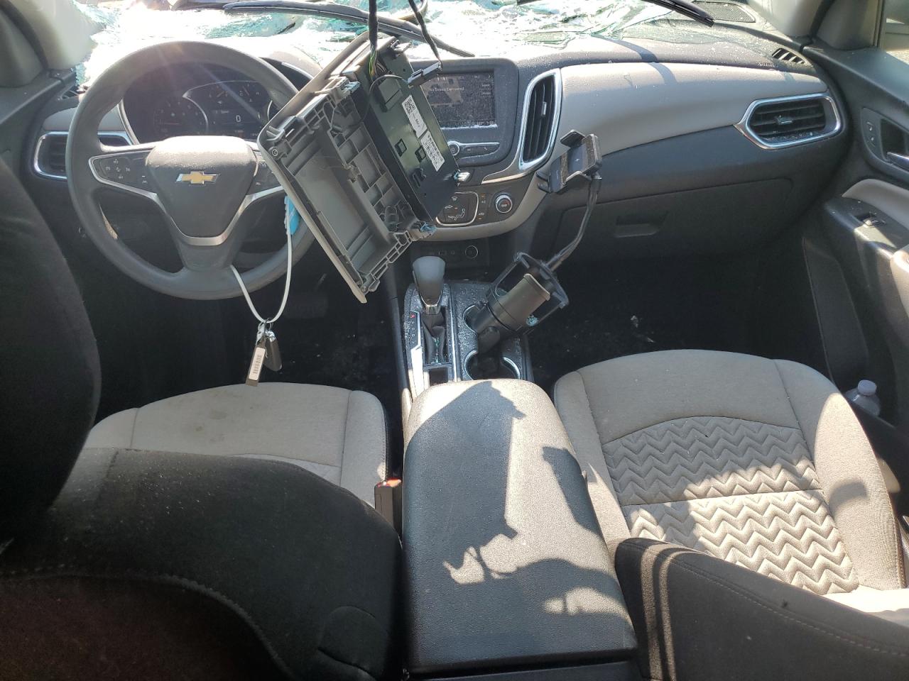 2022 Chevrolet Equinox VIN 3GNAXHEV6NS207227 Copart auction photo, all over damage thumbnail 8