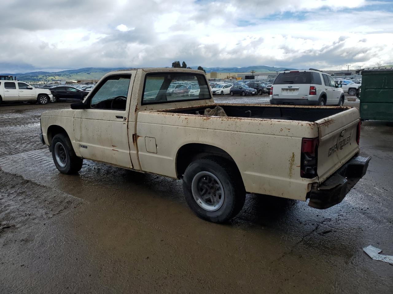 1991 Chevrolet Corvette VIN 1GCCS14E7M8128102 Copart auction photo, rear end damage thumbnail 2