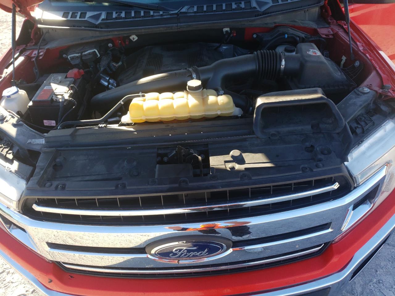 2019 Ford F-150 VIN 1FTEW1E40KKE28583 Copart auction photo, rear end damage thumbnail 11