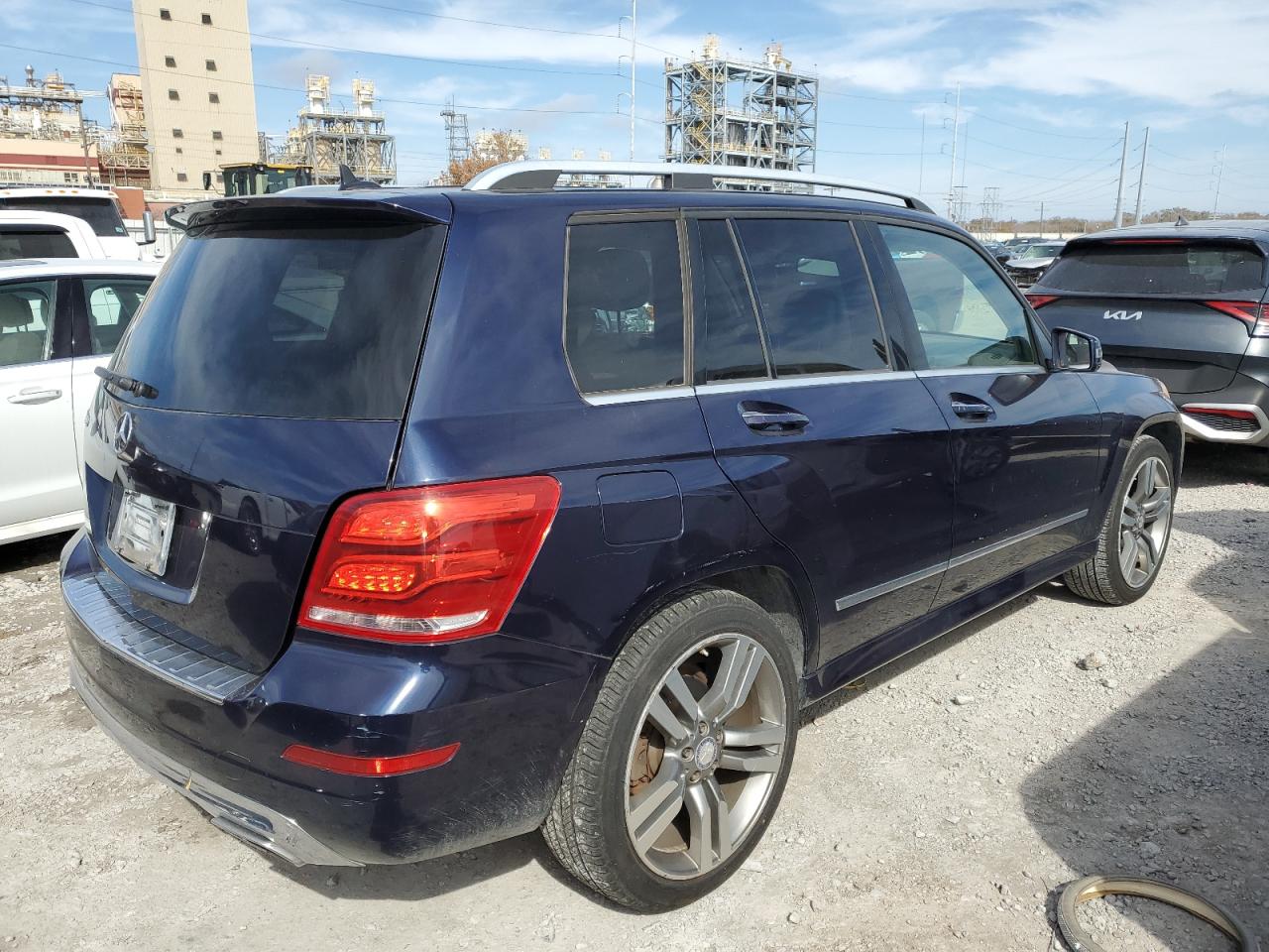 2013 Mercedes-Benz GLK-klasse VIN WDCGG5HB9DG133098 Copart auction photo, side damage thumbnail 3