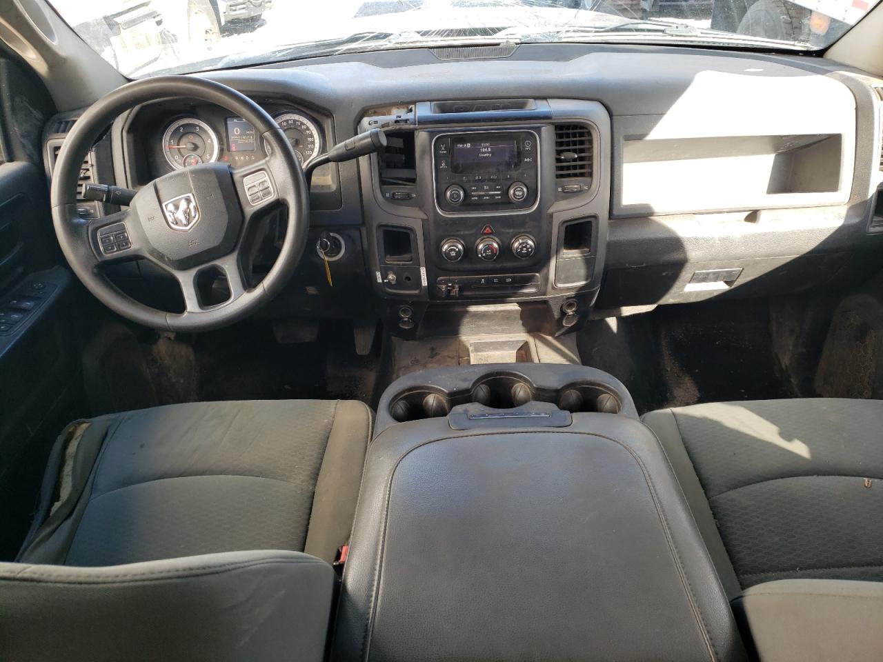 2014 RAM 3500 VIN 3C63RRGLXEG108692 Copart auction photo, vandalism / all over damage thumbnail 8