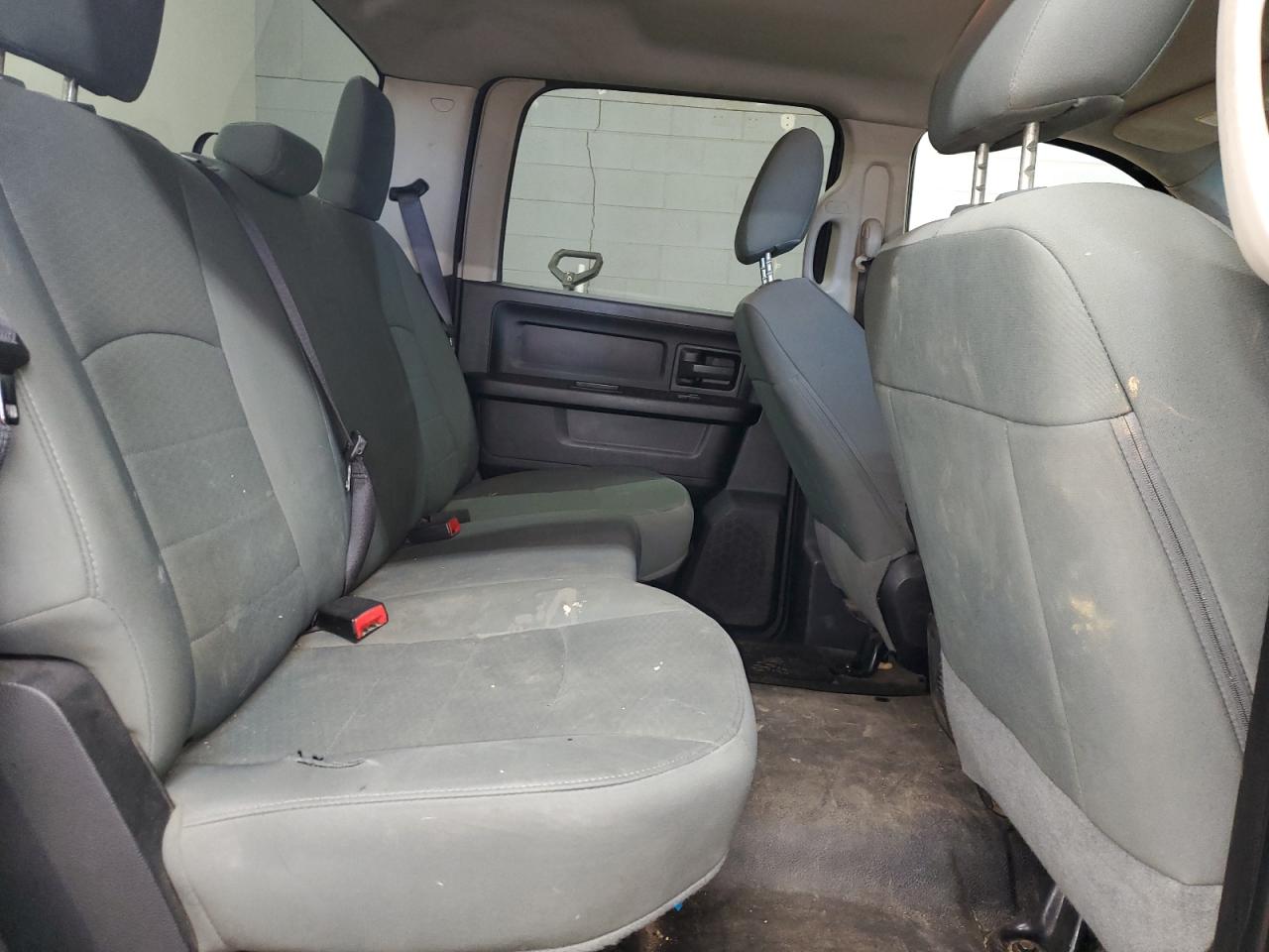 2015 RAM 3500 VIN 3C63R3GL1FG702652 Copart auction photo, front end / undercarriage damage thumbnail 10