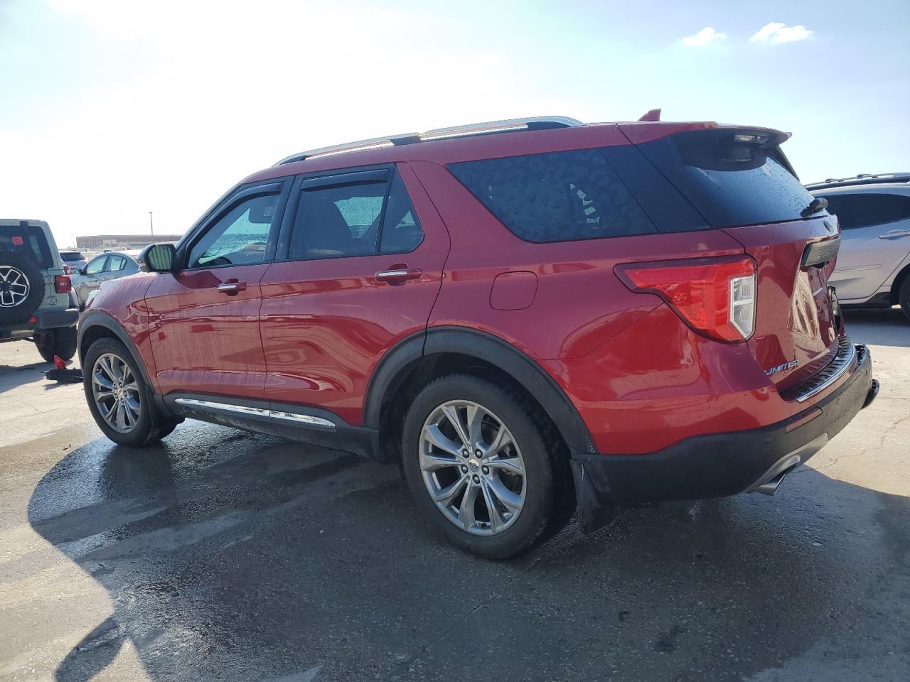 2020 Ford Explorer VIN 1FMSK7FH2LGA14126 Copart auction photo, rear end / minor dent/scratches damage thumbnail 2