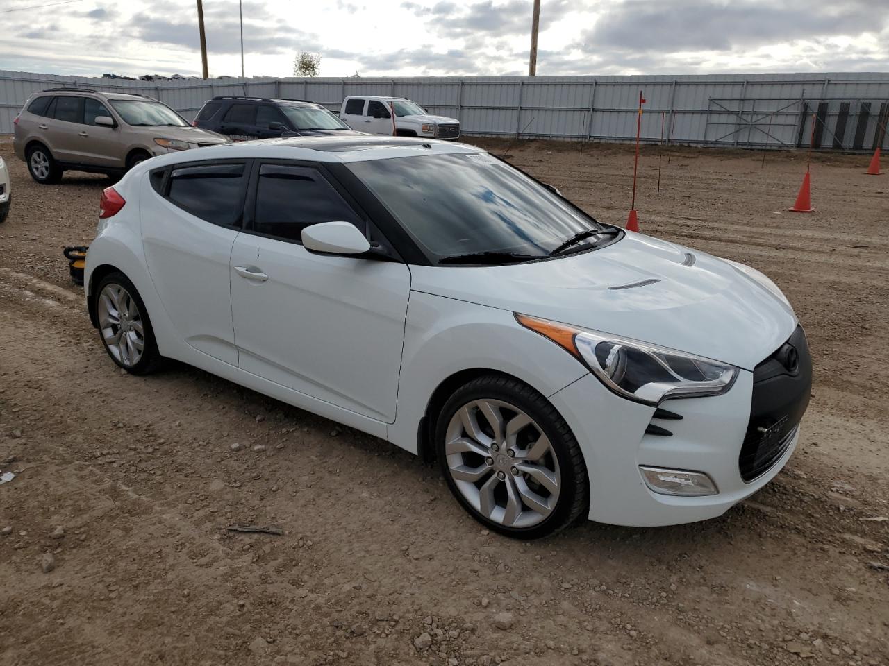 2013 Hyundai Veloster VIN KMHTC6ADXDU156677 Copart auction photo, side / rear end damage thumbnail 4