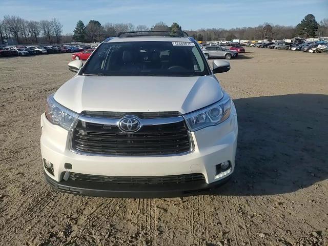 2016 Toyota Highlander VIN 5TDDKRFH0GS329396 Copart auction photo, front end / side damage thumbnail 11