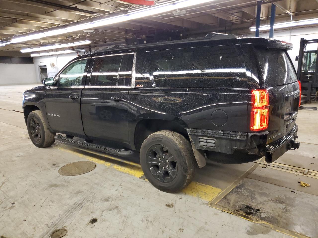 2018 Chevrolet Suburban VIN 1GNSKHKC4JR250886 Copart auction photo, rear end / front end damage thumbnail 2