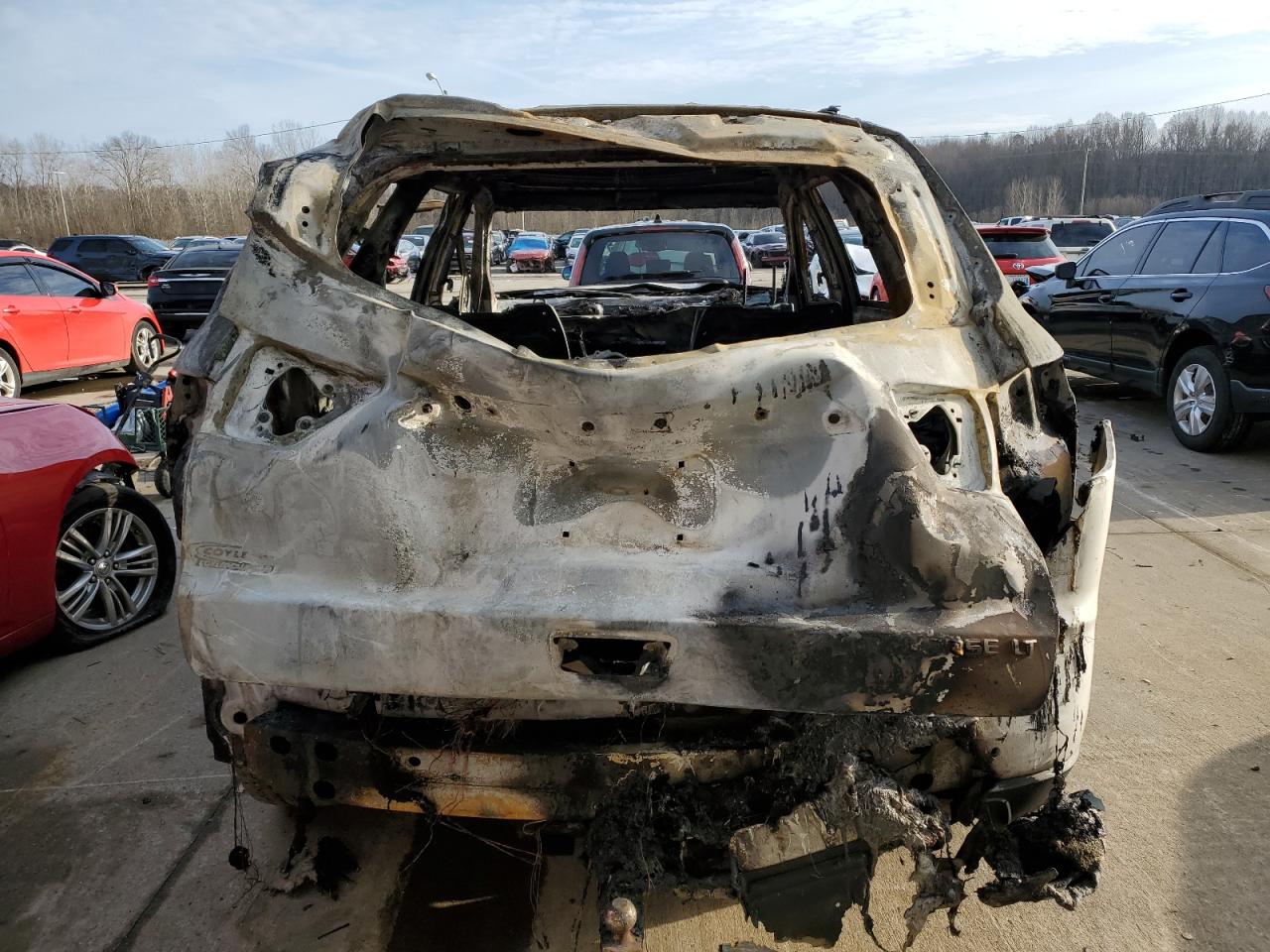 2014 Chevrolet Traverse VIN 1GNKRHKDXEJ372192 Copart auction photo, burn - interior damage thumbnail 6