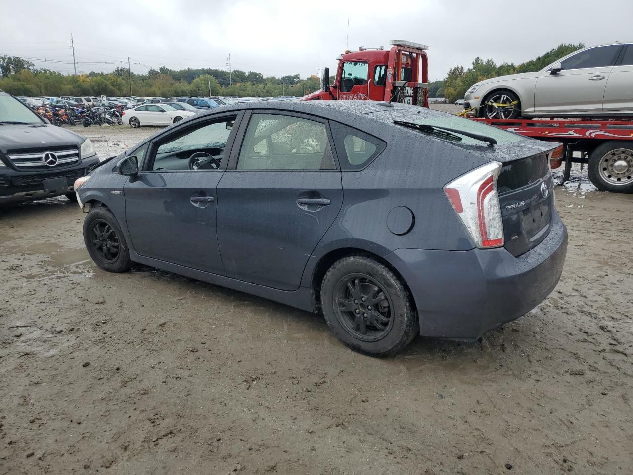 2015 Toyota Prius VIN JTDKN3DU2F0430954 Copart auction photo, front end / minor dent/scratches damage thumbnail 2
