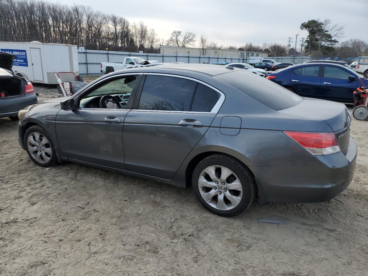 2008 Honda Accord VIN 1HGCP26818A142589 Copart auction photo, side / front end damage thumbnail 2