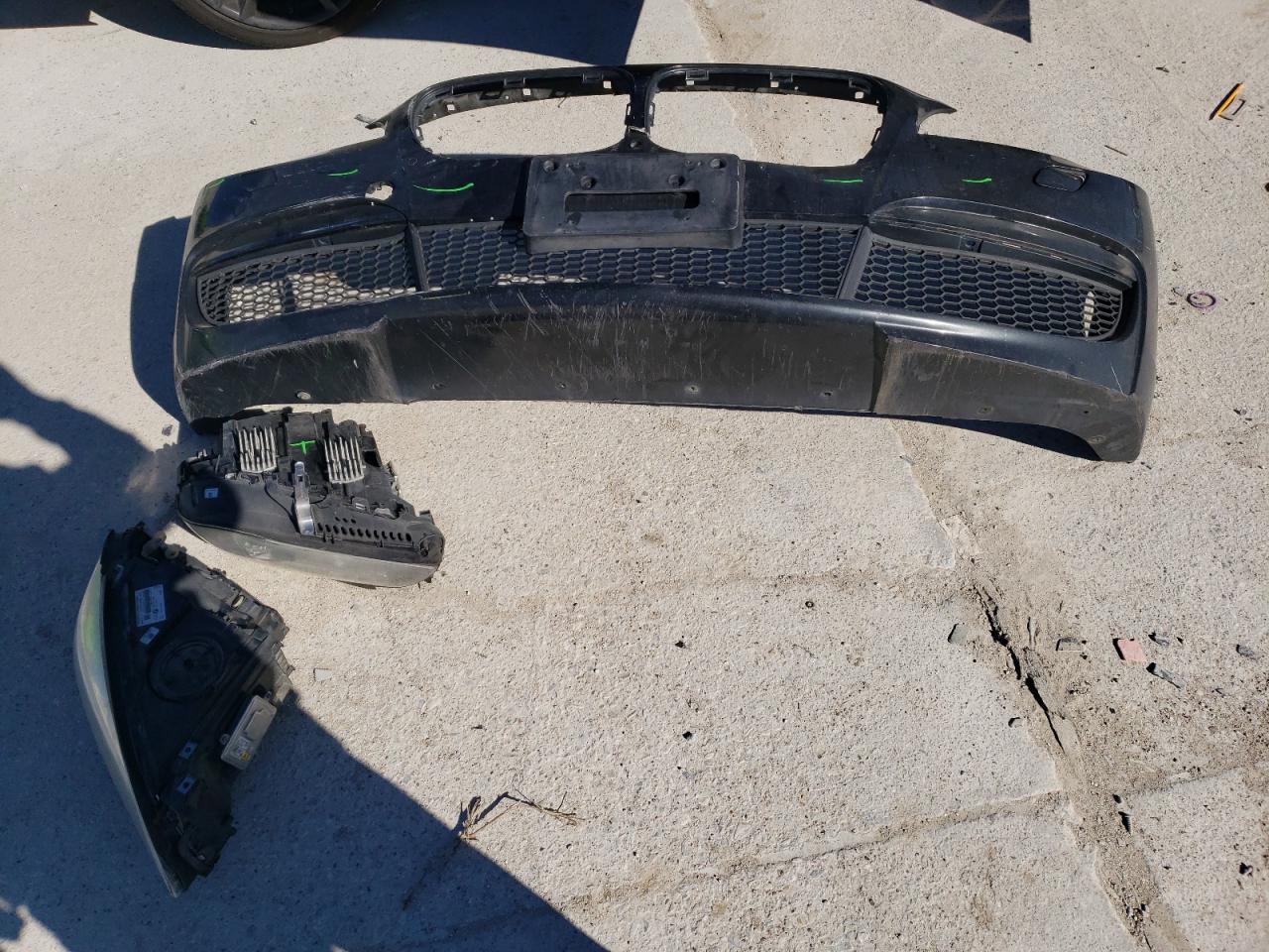 2015 BMW 7er VIN WBAYF4C51FGS99088 Copart auction photo, front end / mechanical damage thumbnail 12
