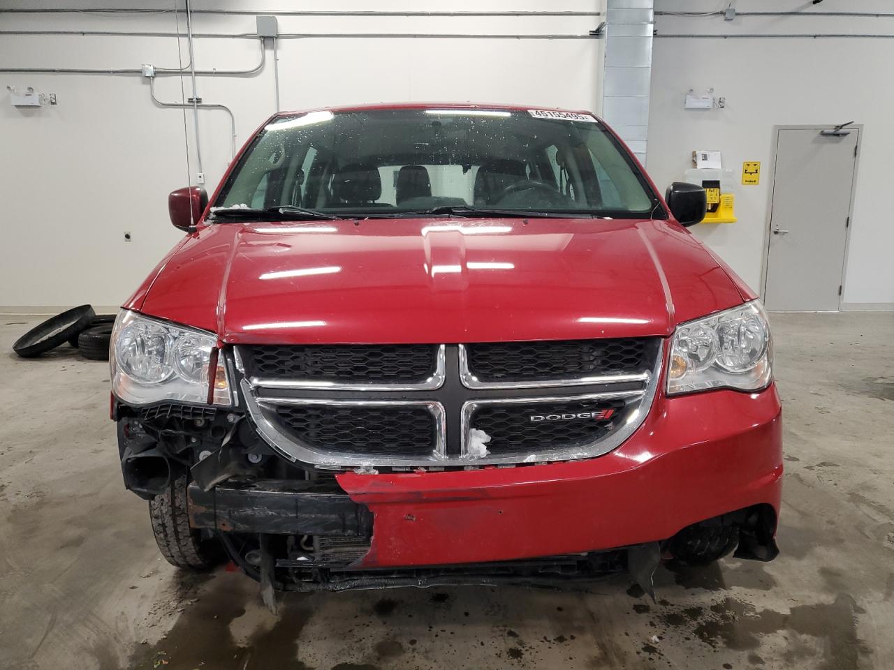 2015 Dodge Caravan VIN 2C4RDGBG1FR510581 Copart auction photo, front end / rear end damage thumbnail 5