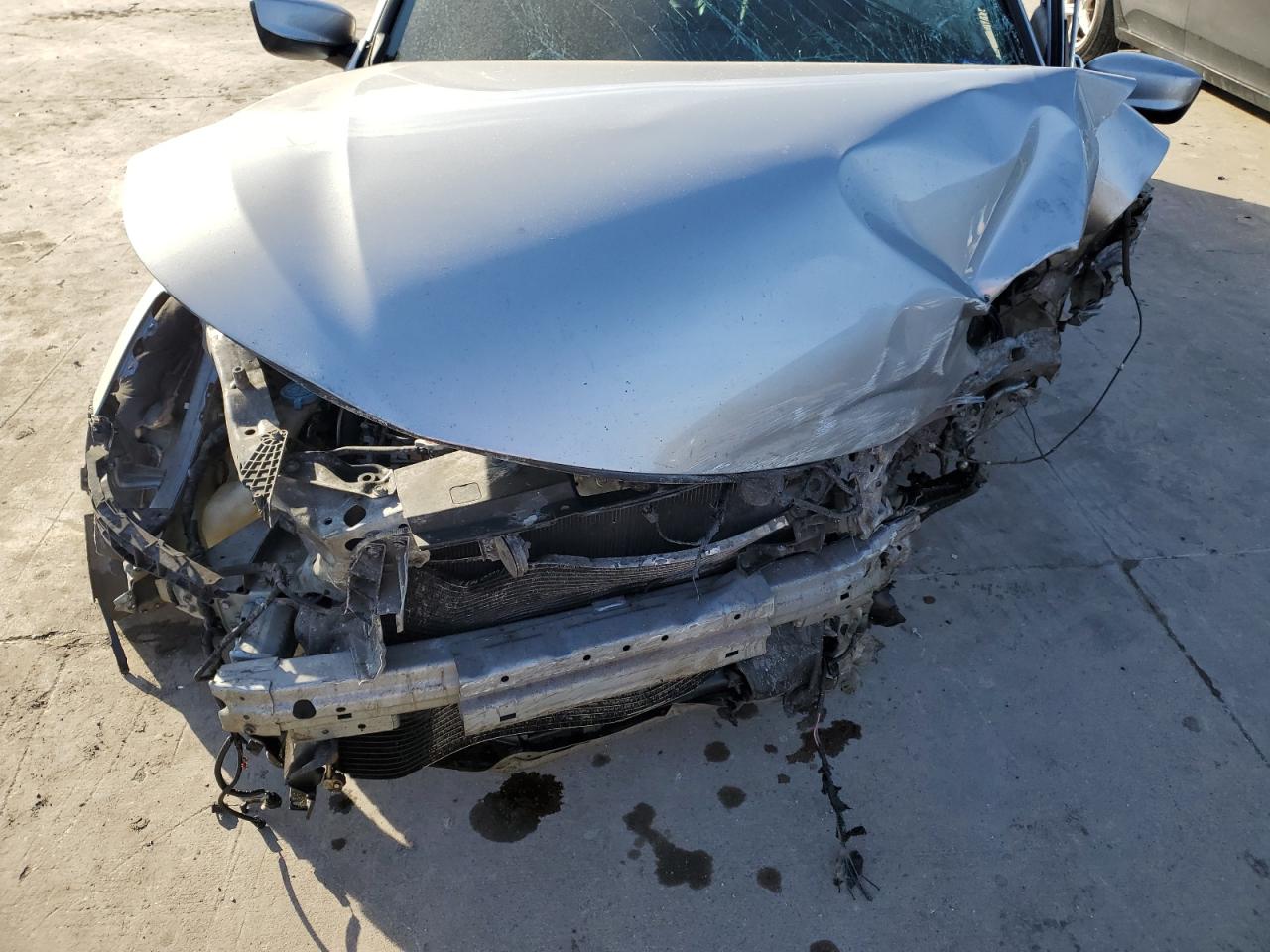 2017 Honda Accord VIN 1HGCR2F18HA036122 Copart auction photo, front end / hail damage thumbnail 12