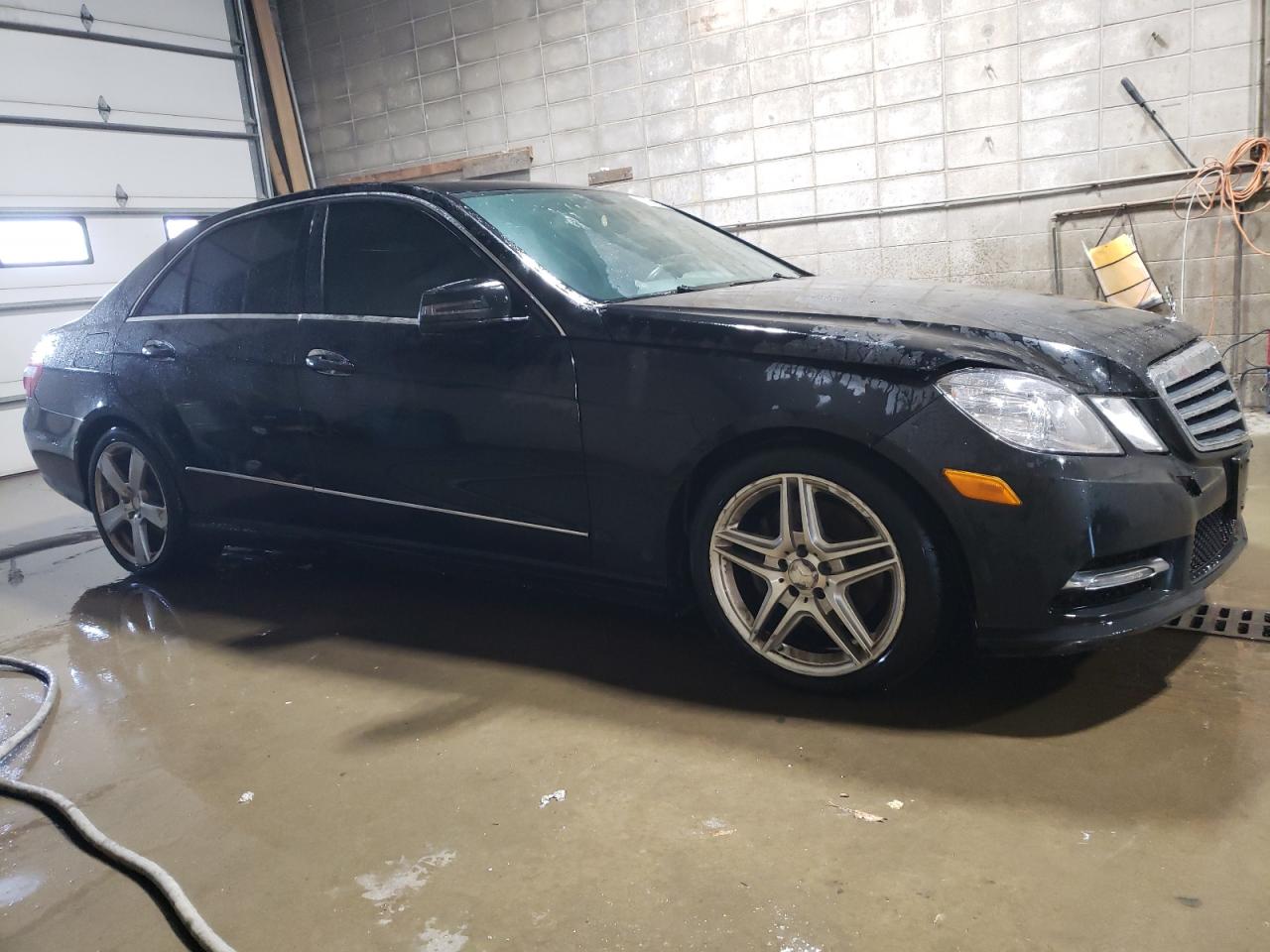 2013 Mercedes-Benz E-klasse VIN WDDHF8JB6DA703298 Copart auction photo, mechanical / all over damage thumbnail 4