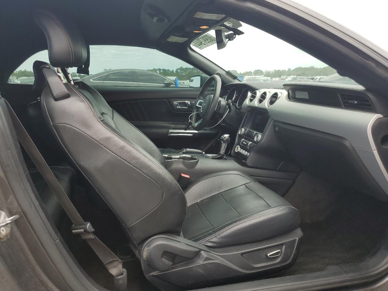 2017 Ford Mustang VIN 1FATP8UH7H5307600 Copart auction photo, side damage thumbnail 10