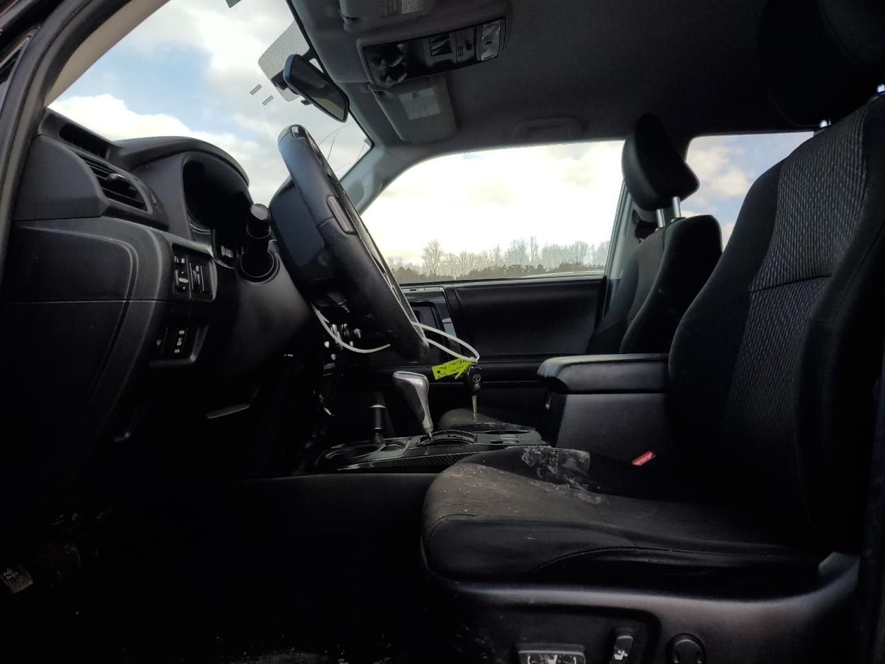 2019 Toyota 4Runner VIN JTEBU5JR4K5615515 Copart auction photo, front end / side damage thumbnail 7