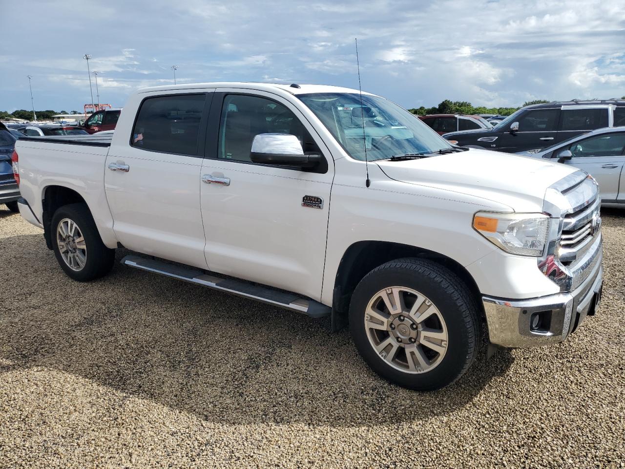 2016 Toyota Tundra VIN 5TFGW5F17GX205276 Copart auction photo, water/flood damage thumbnail 4