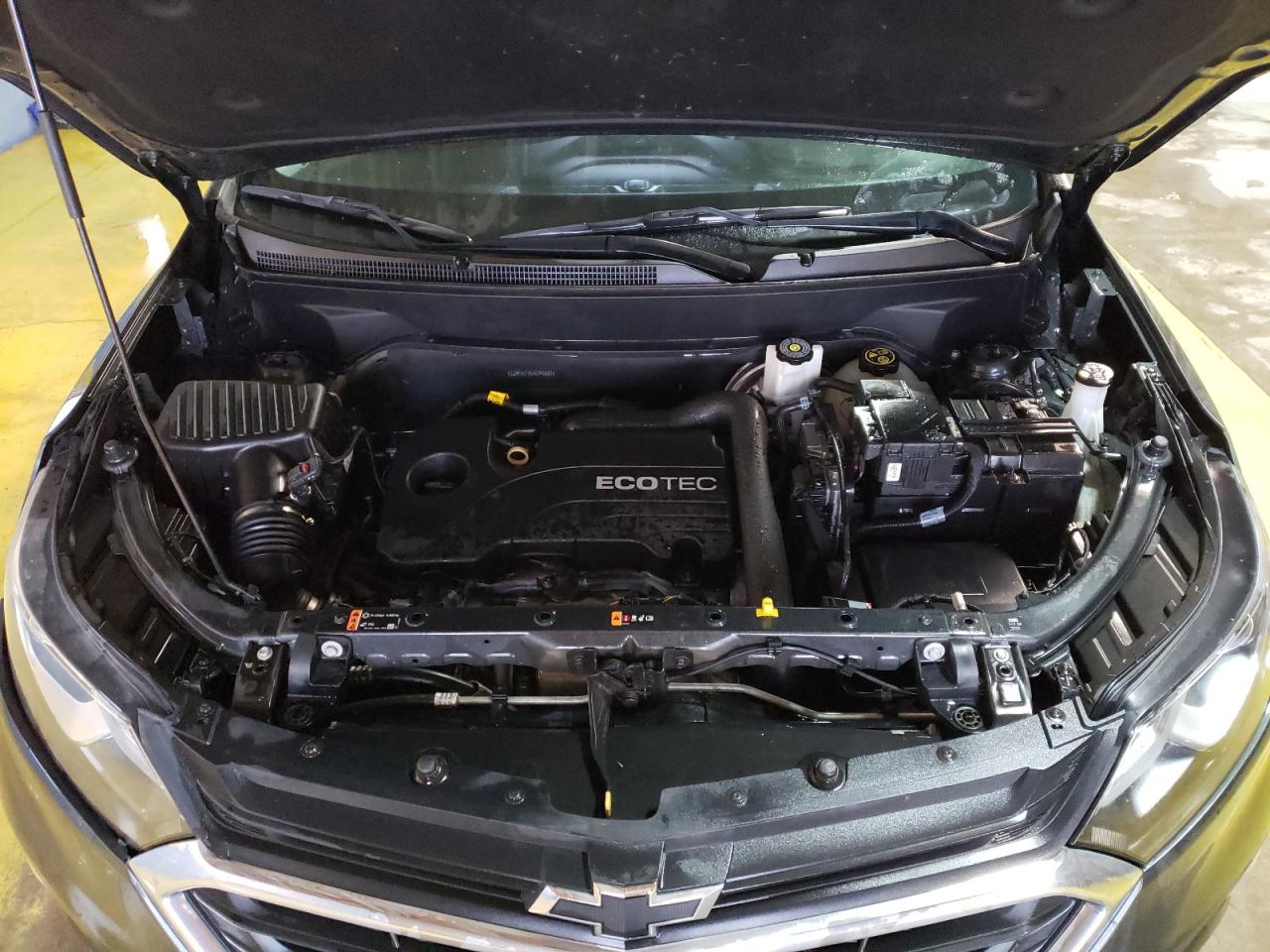 2019 Chevrolet Equinox VIN 2GNAXKEV6K6298880 Copart auction photo, front end / minor dent/scratches damage thumbnail 12
