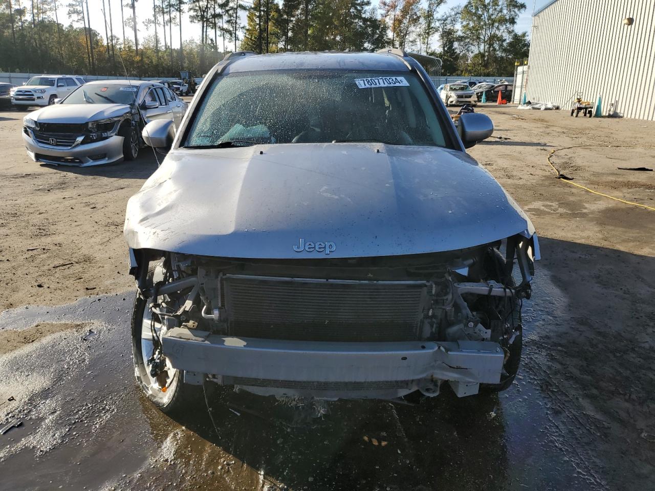 2016 Jeep Compass VIN 1C4NJCEA5GD615023 Copart auction photo, front end / rear end damage thumbnail 5