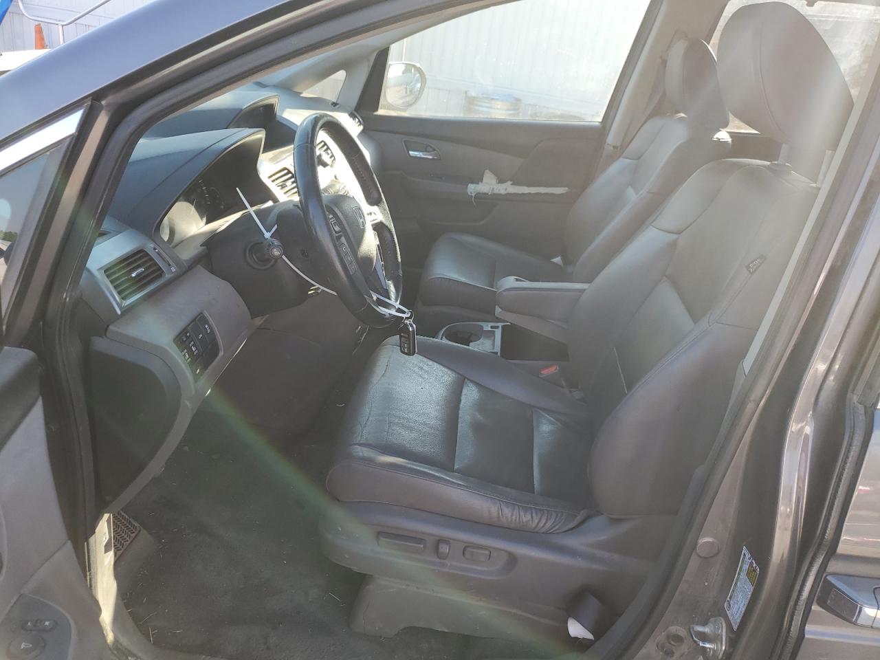 2014 Honda Odyssey VIN 5FNRL5H6XEB017711 Copart auction photo, front end / minor dent/scratches damage thumbnail 7