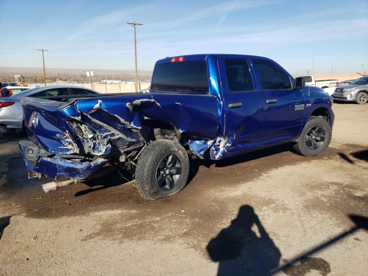 2018 RAM 1500 VIN 1C6RR7FT6JS192979 Copart auction photo, side / rear end damage thumbnail 3