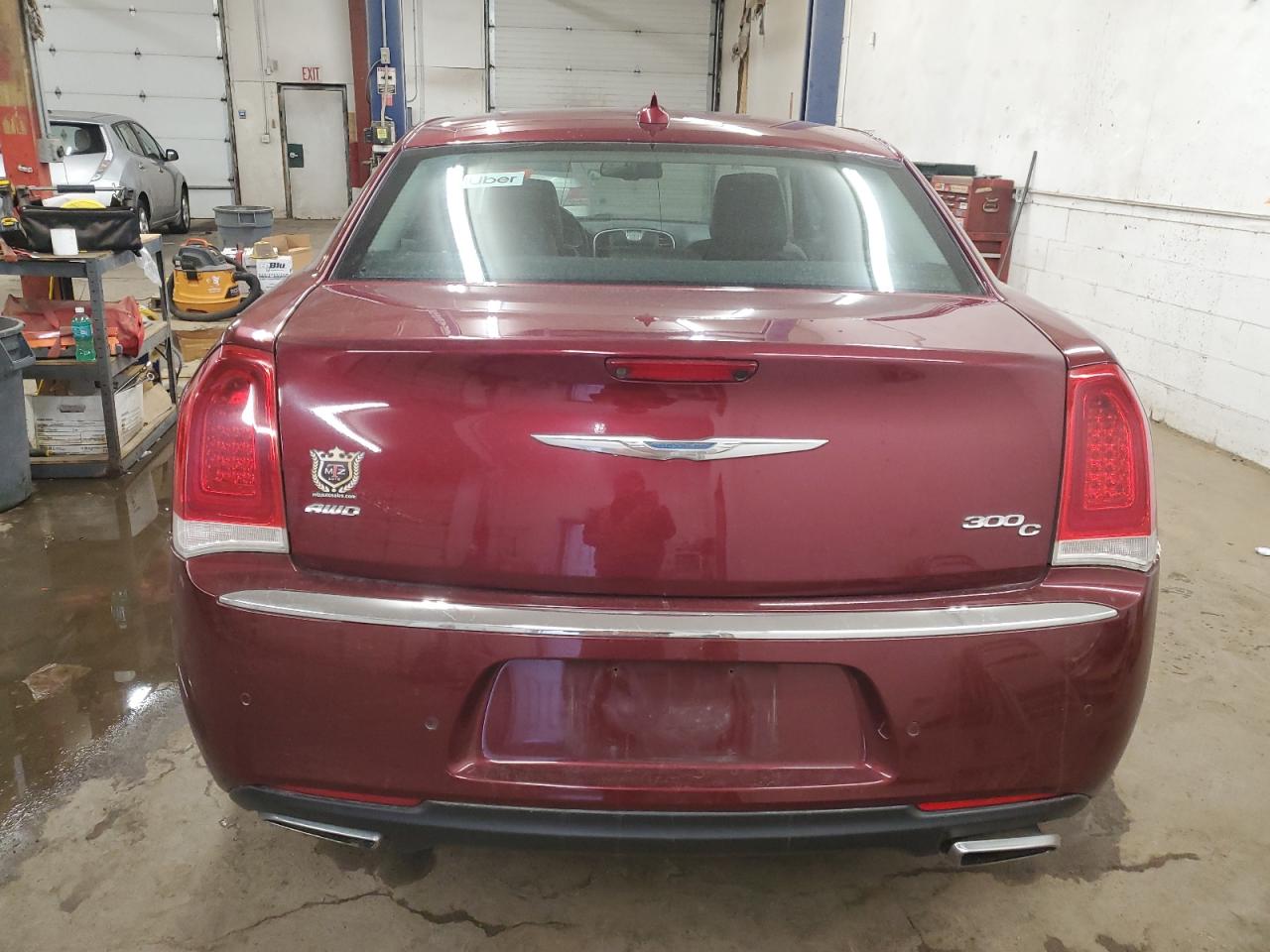 2017 Chrysler 300 VIN 2C3CCAKG0HH639320 Copart auction photo, burn - interior damage thumbnail 6