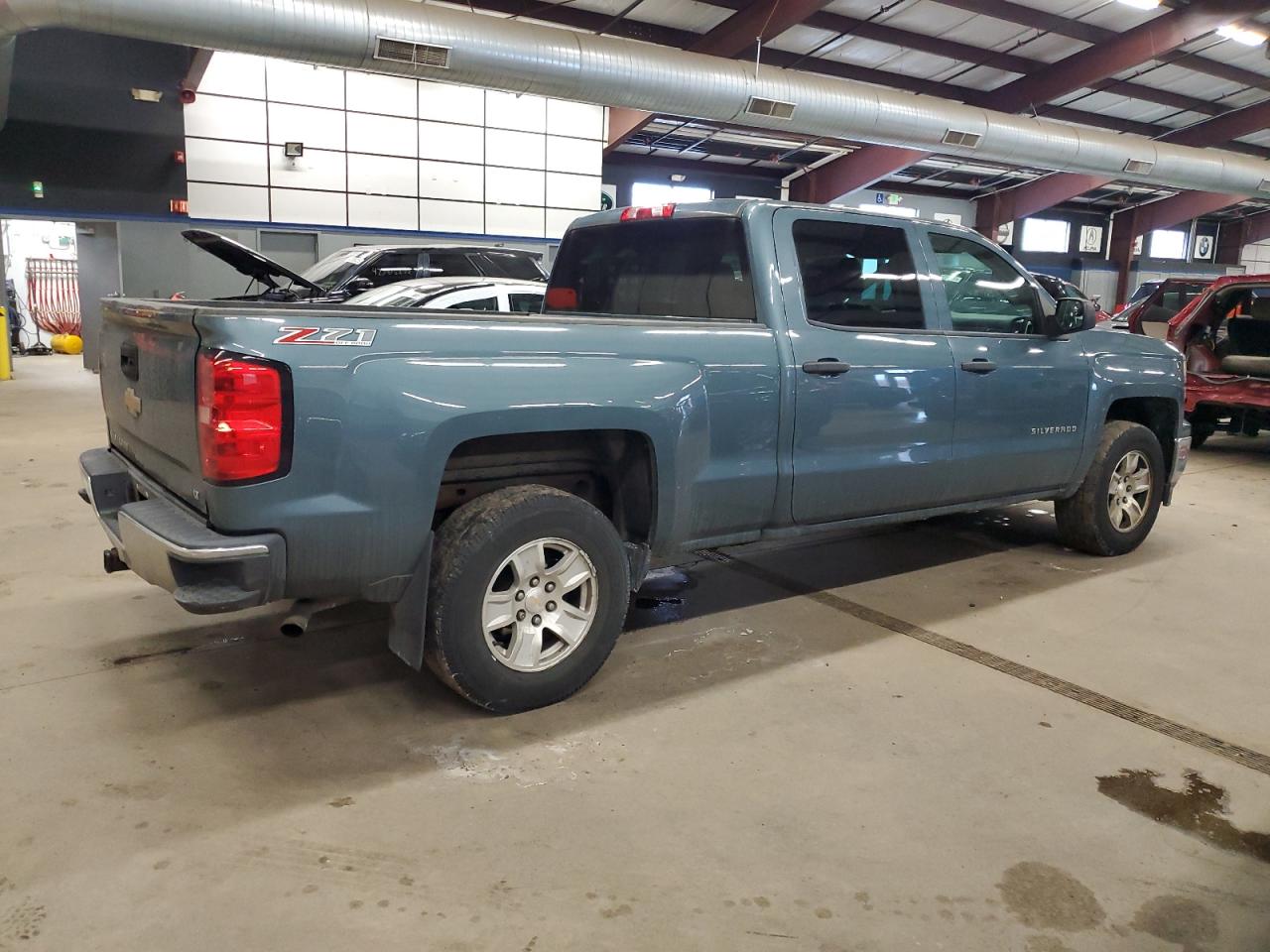 2014 Chevrolet Silverado VIN 3GCUKREH3EG188885 Copart auction photo, front end / minor dent/scratches damage thumbnail 3
