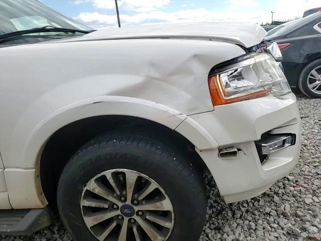 2017 Ford Expedition VIN 1FMJK1HT1HEA68871 Copart auction photo, front end / minor dent/scratches damage thumbnail 11