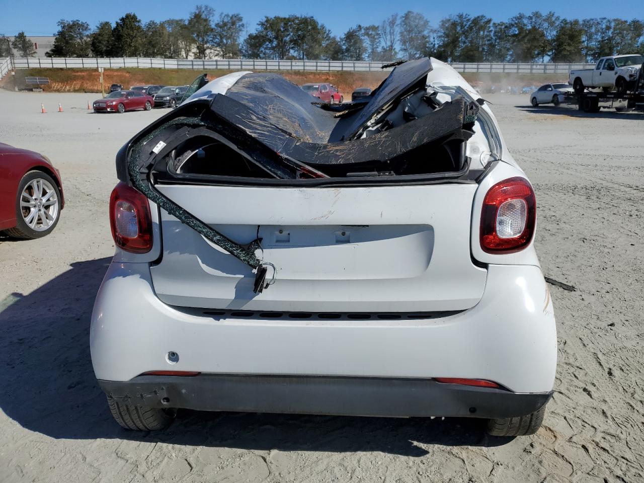 2016 Smart Fortwo VIN WMEFJ5DA8GK103996 Copart auction photo, top/roof damage thumbnail 6