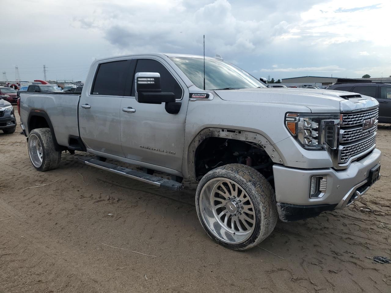 2020 GMC Sierra VIN 1GT49WEY4LF182084 Copart auction photo, vandalism damage thumbnail 4