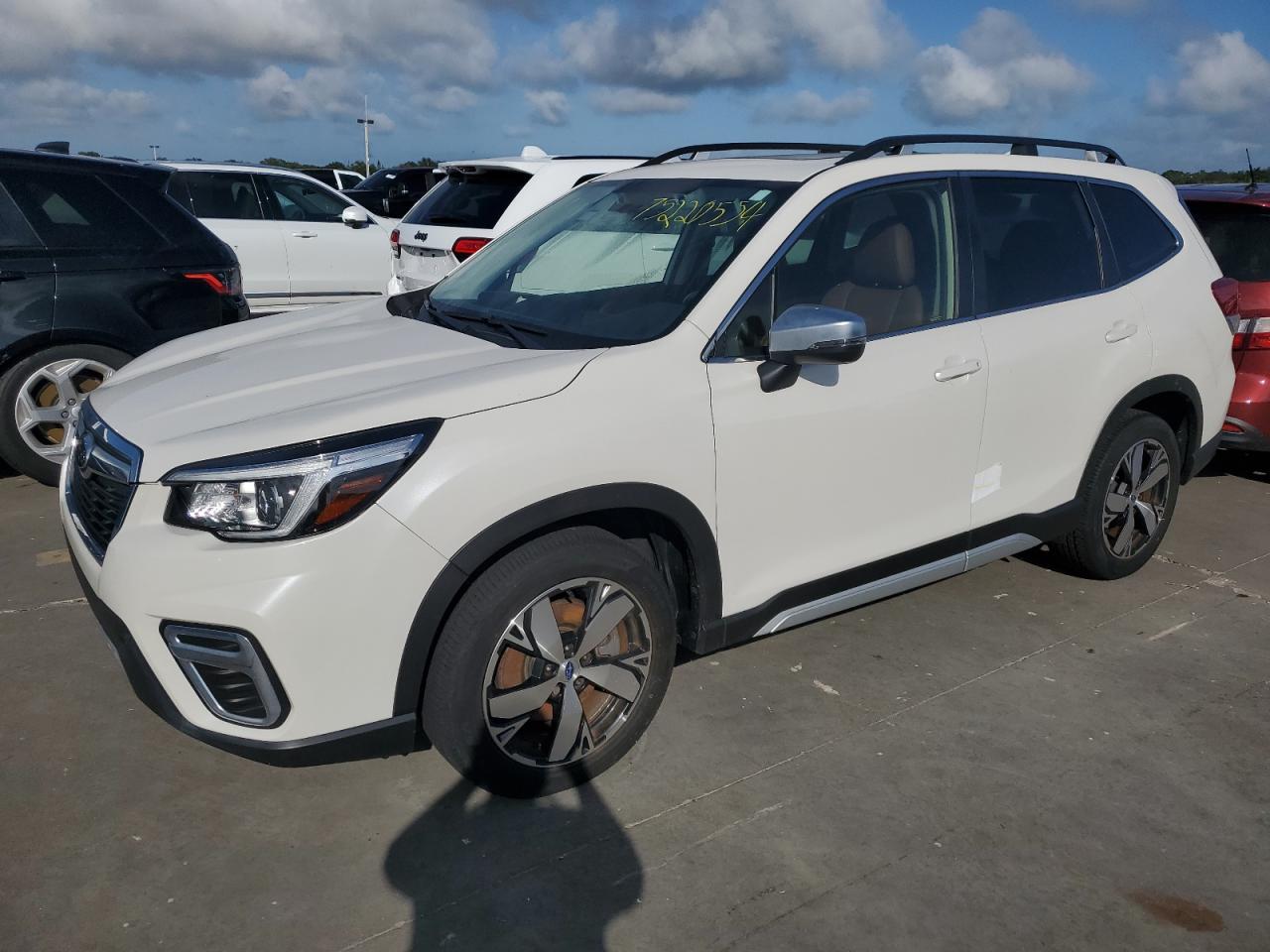 2020 Subaru Forester VIN JF2SKAXC2LH577449