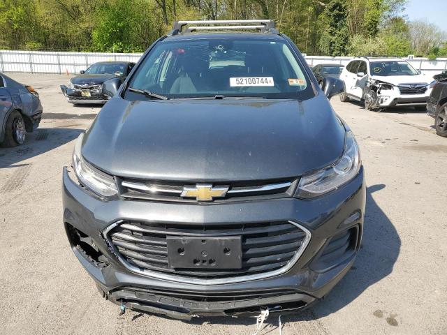 2017 Chevrolet Trax VIN 3GNCJLSB0HL176188 Copart auction photo, front end / side damage thumbnail 5