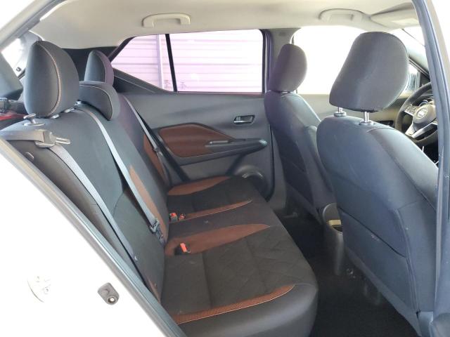 2018 Nissan Kicks VIN 3N1CP5CUXJL544808 Copart auction photo, rear end damage thumbnail 11