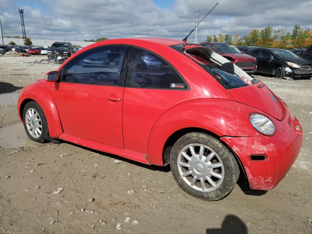2004 Volkswagen Beetle VIN 3VWCR31CX4M409068 Copart auction photo, side / front end damage thumbnail 2