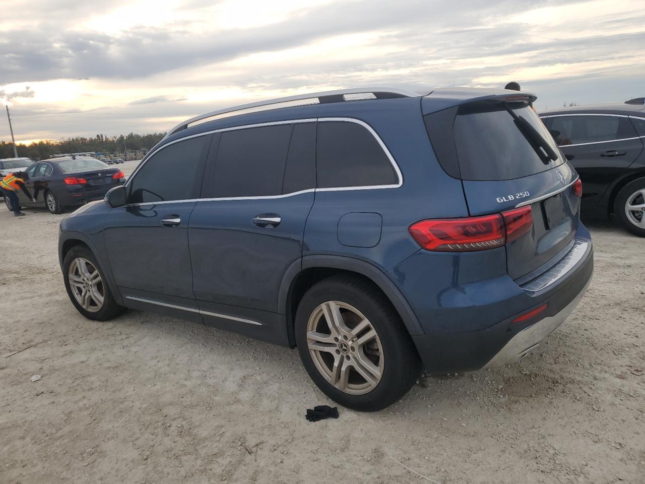 2020 Mercedes-Benz GLB VIN W1N4M4GB1LW029571 Copart auction photo, water/flood damage thumbnail 2