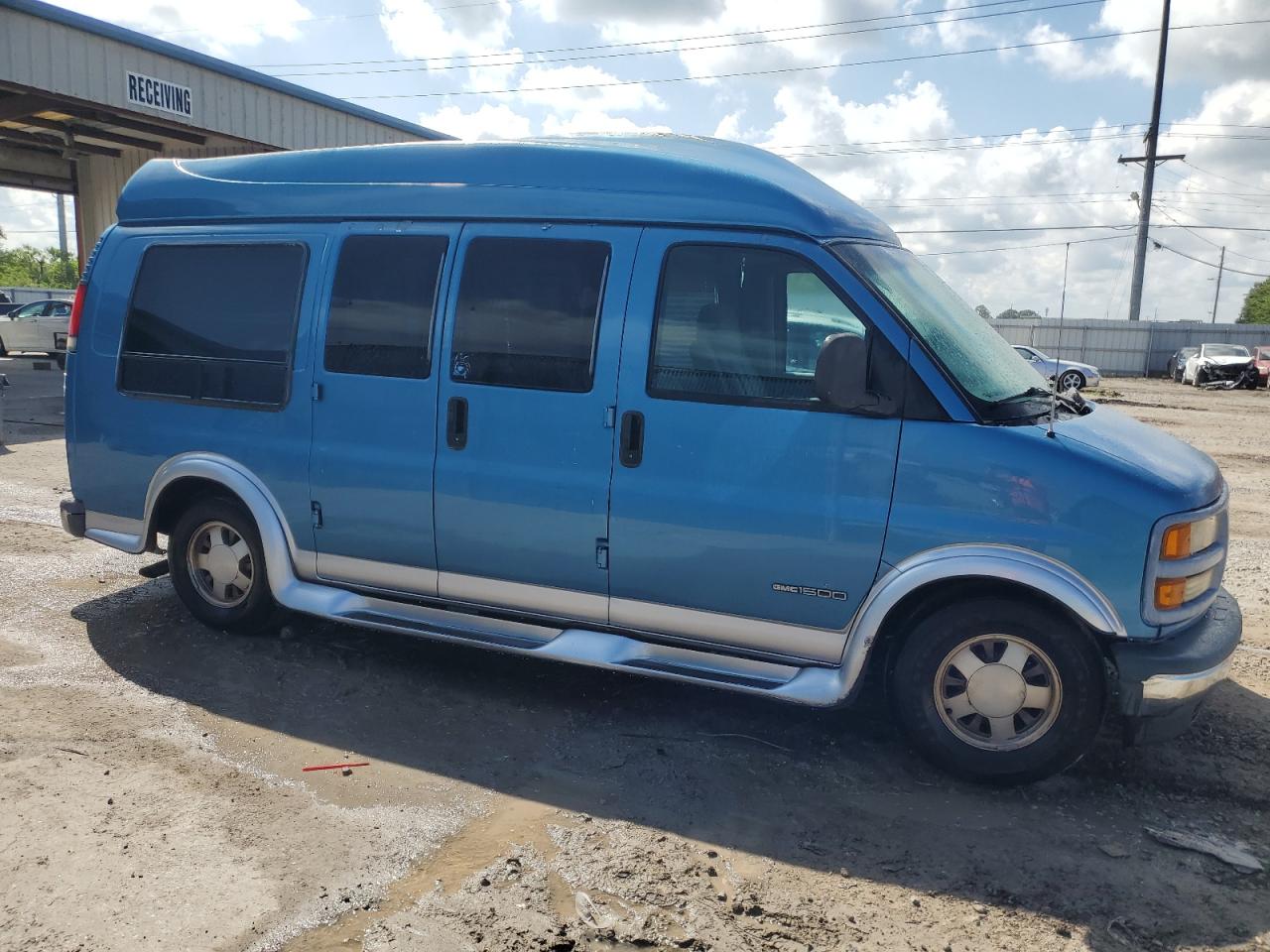 1999 GMC Savana VIN 1GDFG15R2X1044777 Copart auction photo, burn - engine damage thumbnail 4