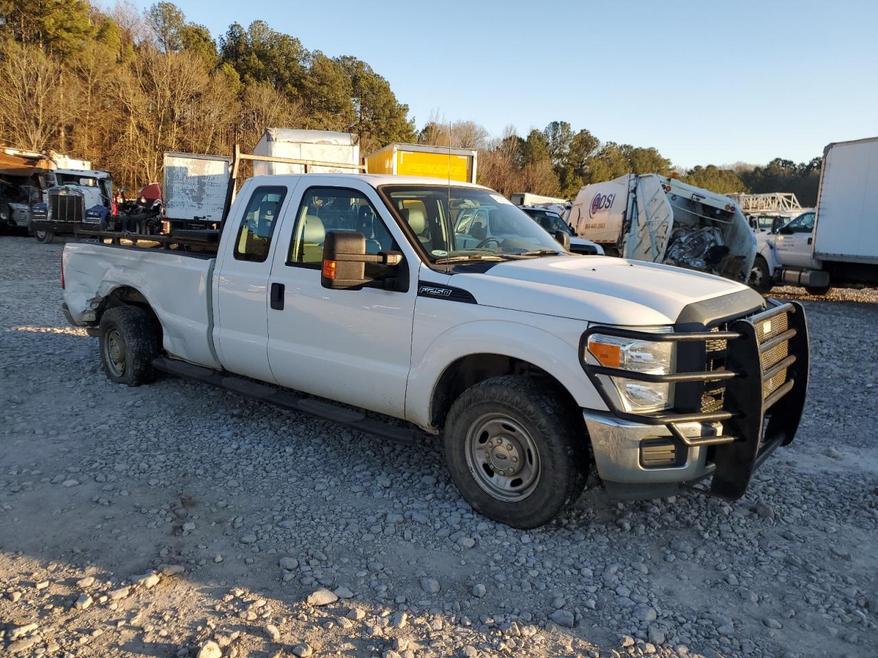 2014 Ford F250 VIN 1FT7X2A60EEA19909 Copart auction photo, undercarriage / side damage thumbnail 4