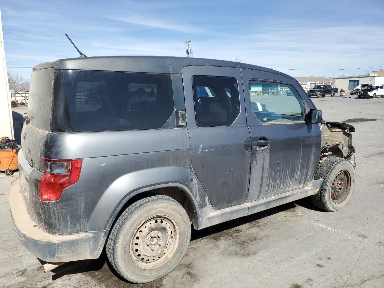2011 Honda Element VIN 5J6YH1H30BL000141 Copart auction photo, front end / mechanical damage thumbnail 3