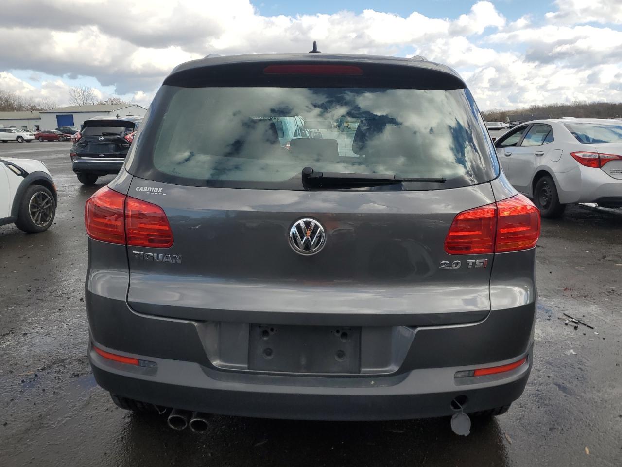 2015 Volkswagen Tiguan VIN WVGAV7AX5FW576047 Copart auction photo, front end damage thumbnail 6
