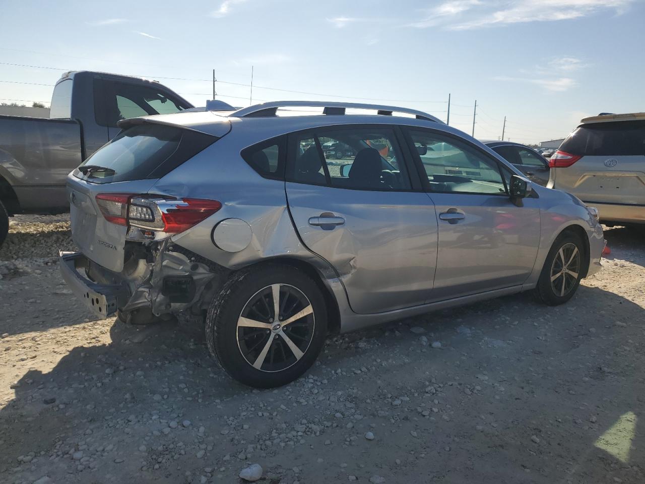 2022 Subaru Impreza VIN 4S3GTAV67N3718000 Copart auction photo, rear end / side damage thumbnail 3